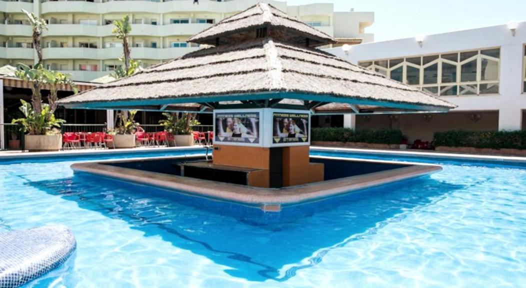Precioso Apartamento Frente Al Mar Benalbeach Apartment เบนัลมาเดนา ภายนอก รูปภาพ