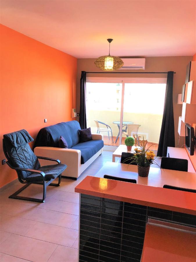 Precioso Apartamento Frente Al Mar Benalbeach Apartment เบนัลมาเดนา ภายนอก รูปภาพ